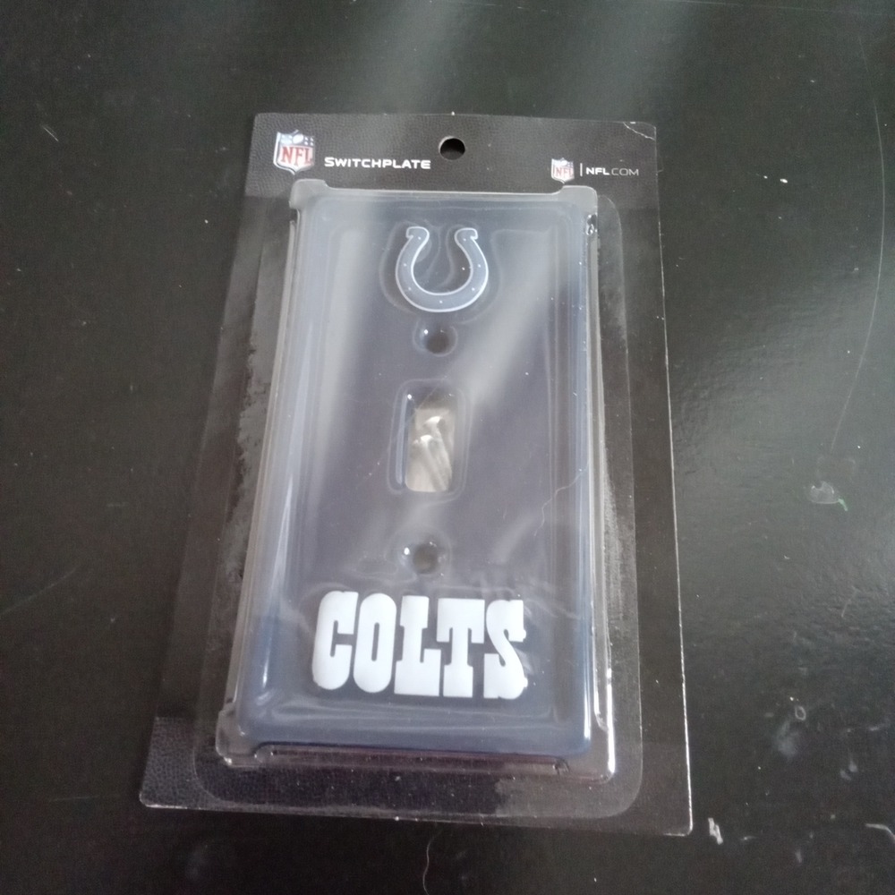 NFL Indianapolis Colts‎ Blue Relief Single Toggle Light Switch Plate New 617043
